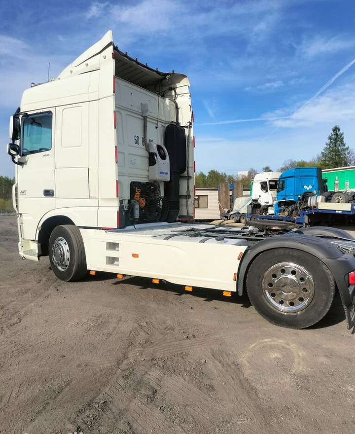 DAF XF 460 - شاحنة جرار: صور 5 DAF XF 460 - شاحنة جرار: صور 5