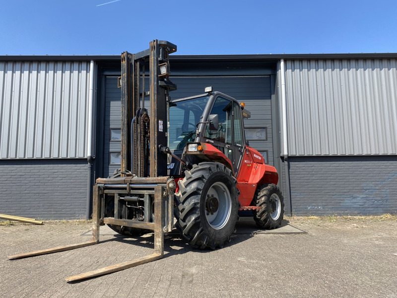 Manitou M 30-4 ST3B ST3B - شاحنات الطرق الوعرة: صور 3 Manitou M 30-4 ST3B ST3B - شاحنات الطرق الوعرة: صور 3