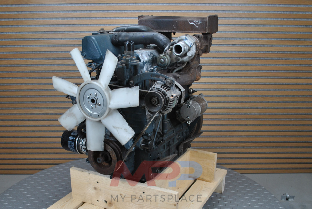KUBOTA V2003-T - المحرك - الآلات والماكينات الزراعية: صور 1 KUBOTA V2003-T - المحرك - الآلات والماكينات الزراعية: صور 1