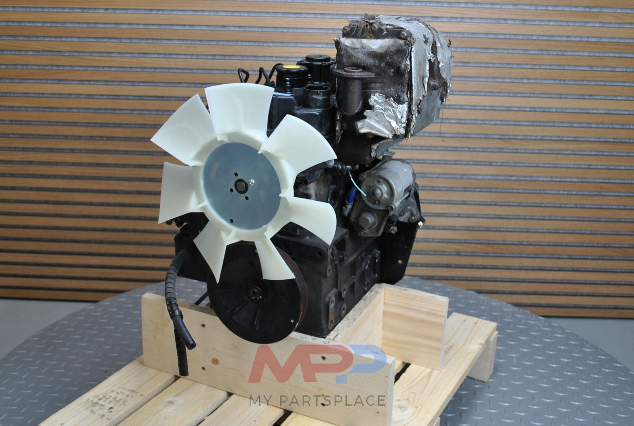 Shibaura Shibaura S753 - المحرك: صور 1 Shibaura Shibaura S753 - المحرك: صور 1