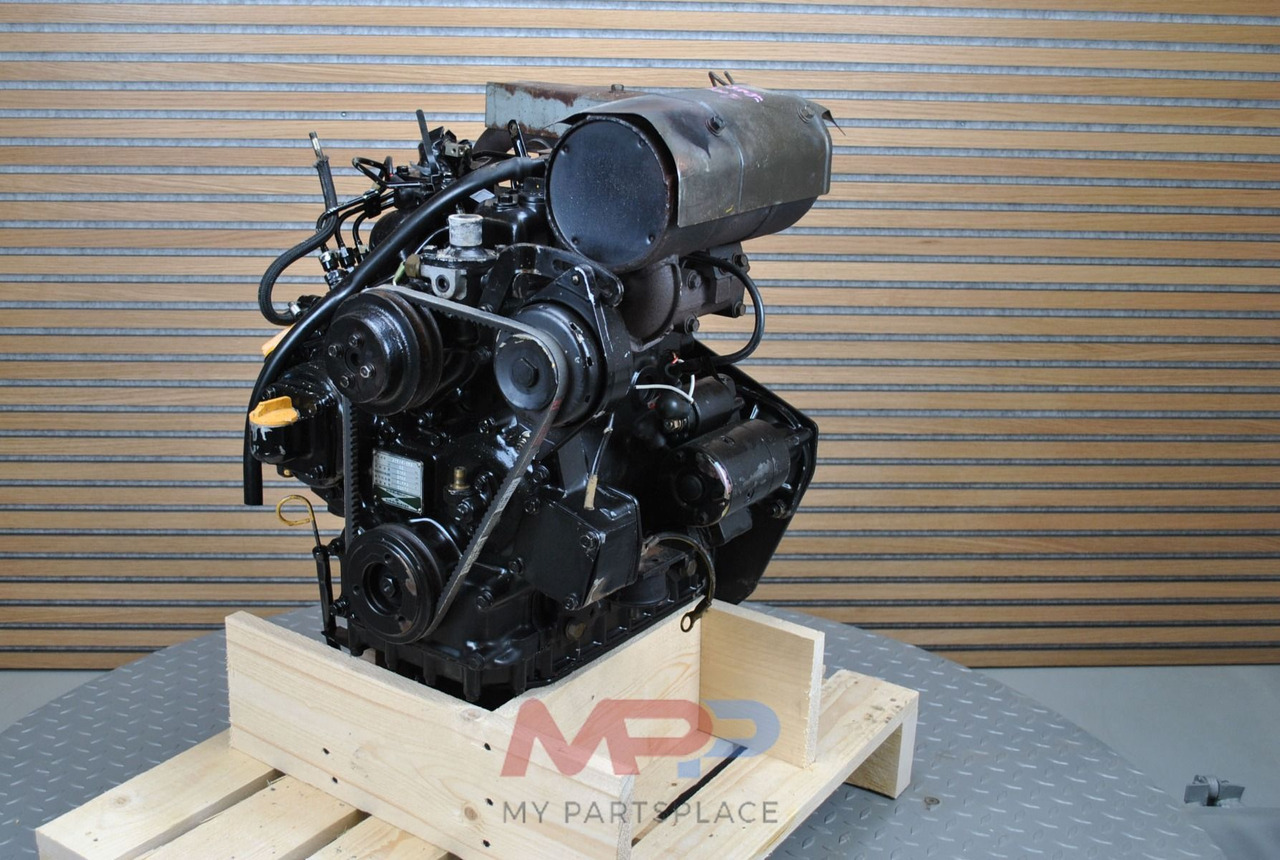 Yanmar Yanmar 3TN75 - المحرك - شاحنة: صور 1 Yanmar Yanmar 3TN75 - المحرك - شاحنة: صور 1
