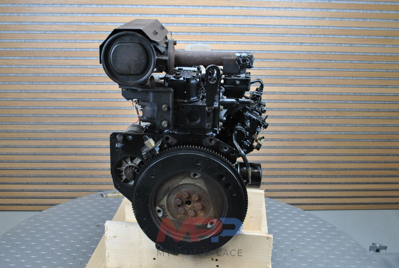 Yanmar Yanmar 3TNE82 - المحرك - الآلات والماكينات الزراعية: صور 3 Yanmar Yanmar 3TNE82 - المحرك - الآلات والماكينات الزراعية: صور 3