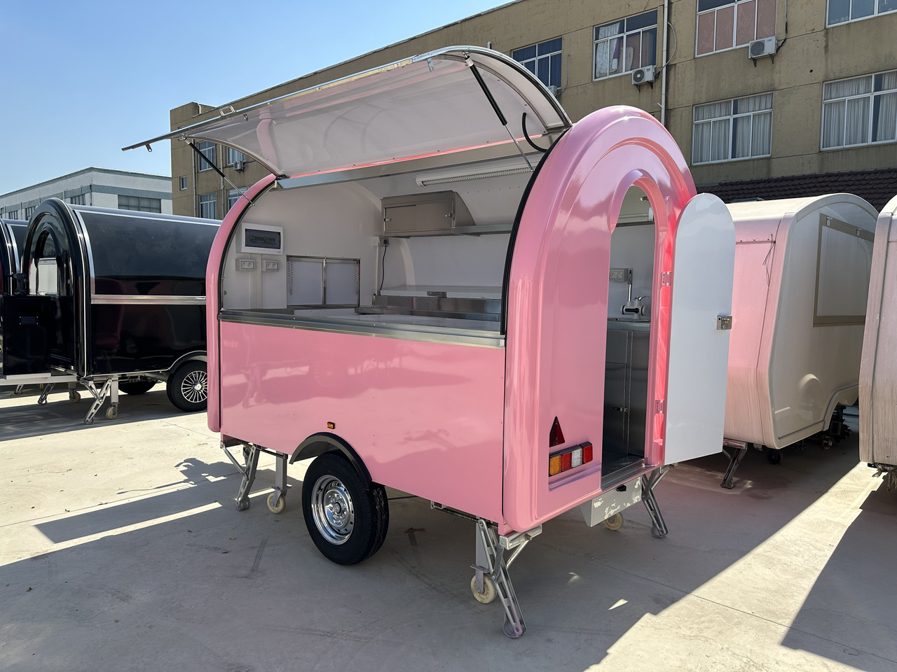 ERZODA Catering Trailer | Food Truck | Concession trailer | Food Trailers | catering truck - عربة الطعام: صور 3 ERZODA Catering Trailer | Food Truck | Concession trailer | Food Trailers | catering truck - عربة الطعام: صور 3
