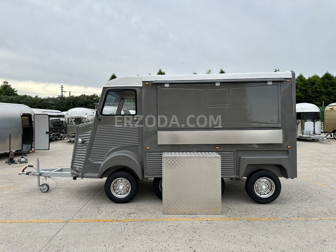 ERZODA Catering Trailer | Food Truck | Concession trailer | - عربة الطعام: صور 3 ERZODA Catering Trailer | Food Truck | Concession trailer | - عربة الطعام: صور 3