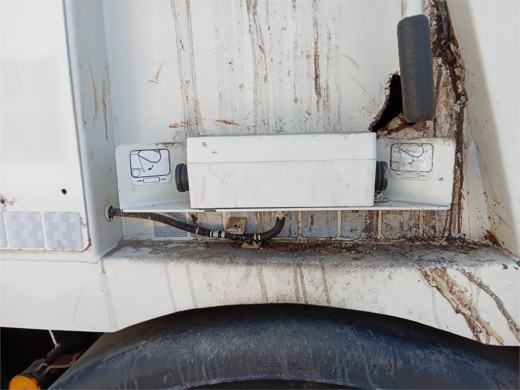 DAF Superstructure garbage truck MOL VDK PUSHER 20m3 - شاحنة القمامة: صور 2 DAF Superstructure garbage truck MOL VDK PUSHER 20m3 - شاحنة القمامة: صور 2