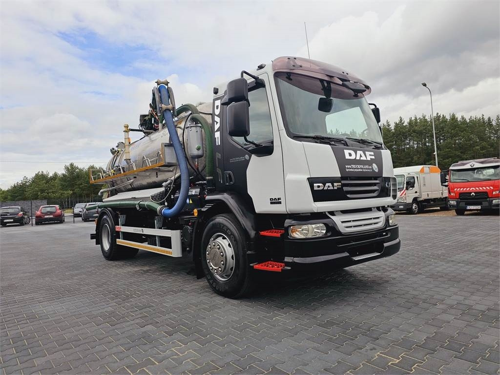 DAF WUKO SCK-4HW for collecting waste liquid separator - سيارة بلدية: صور 2 DAF WUKO SCK-4HW for collecting waste liquid separator - سيارة بلدية: صور 2