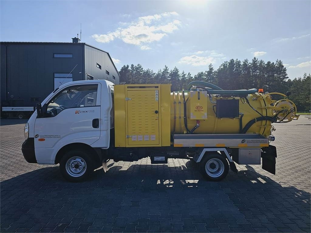 Isuzu Kia on categories B COMBI WUKO FOR DUCT CLEANING 2 - فراغ شاحنة: صور 4 Isuzu Kia on categories B COMBI WUKO FOR DUCT CLEANING 2 - فراغ شاحنة: صور 4