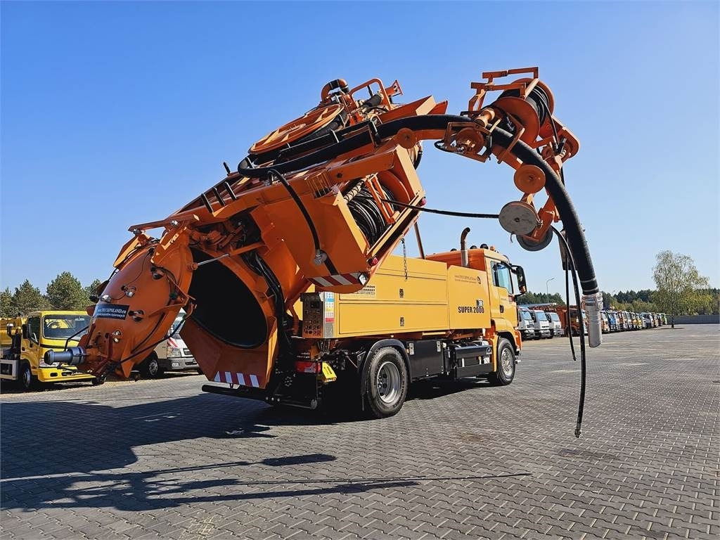 MAN Wiedemann SUPER 2000 4x2 WUKO RECYKLING for collec - سيارة بلدية: صور 1 MAN Wiedemann SUPER 2000 4x2 WUKO RECYKLING for collec - سيارة بلدية: صور 1