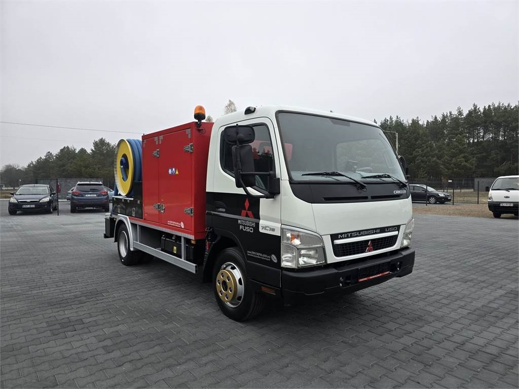 Mitsubishi RIONED COMBI WUKO - فراغ شاحنة: صور 2 Mitsubishi RIONED COMBI WUKO - فراغ شاحنة: صور 2