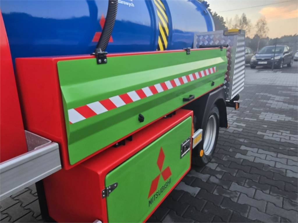 سيارة بلدية Mitsubishi ROM KOKS SMART COMBI WUKO HOT WATER FOR CLEANING S: صور 12