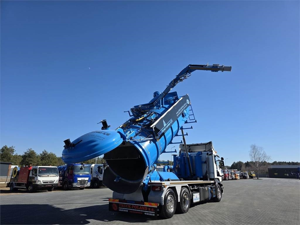 Scania Larsen FlexVac 311 Vacuum suction loader - سيارة بلدية: صور 1 Scania Larsen FlexVac 311 Vacuum suction loader - سيارة بلدية: صور 1