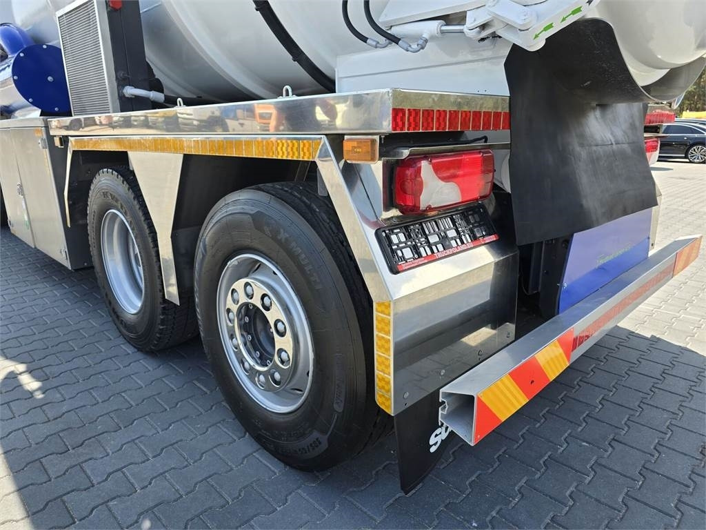 Scania Saugbagger Larsen FlexVac 311 Vacuum suction loade - حفارة: صور 5 Scania Saugbagger Larsen FlexVac 311 Vacuum suction loade - حفارة: صور 5