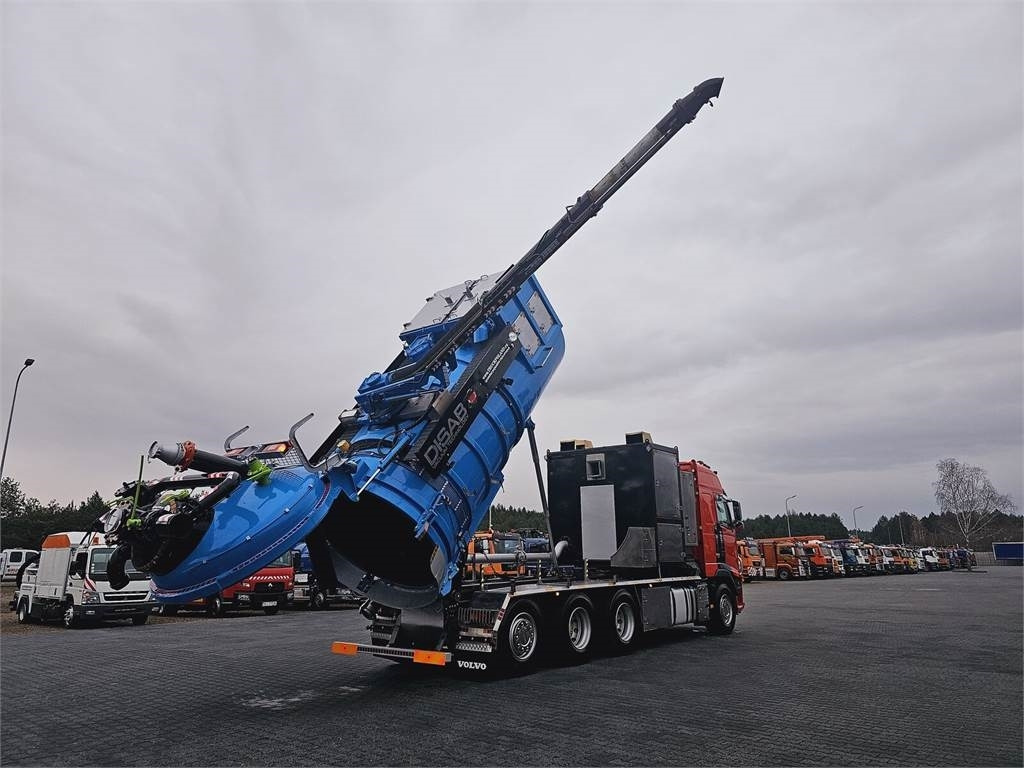Volvo Disab Centurion P210/9 Suction-blowing vacuum load - سيارة بلدية: صور 1 Volvo Disab Centurion P210/9 Suction-blowing vacuum load - سيارة بلدية: صور 1