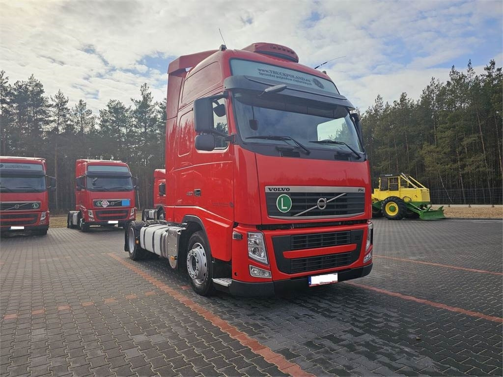 Volvo FH13 XXL NEW TIRES MANUAL 420 EURO 5 2011 - شاحنة جرار: صور 1 Volvo FH13 XXL NEW TIRES MANUAL 420 EURO 5 2011 - شاحنة جرار: صور 1