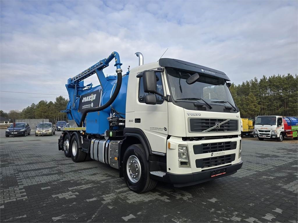 Volvo JOSKIN WUKO FOR CLEANING COMBI  - فراغ شاحنة: صور 2 Volvo JOSKIN WUKO FOR CLEANING COMBI  - فراغ شاحنة: صور 2