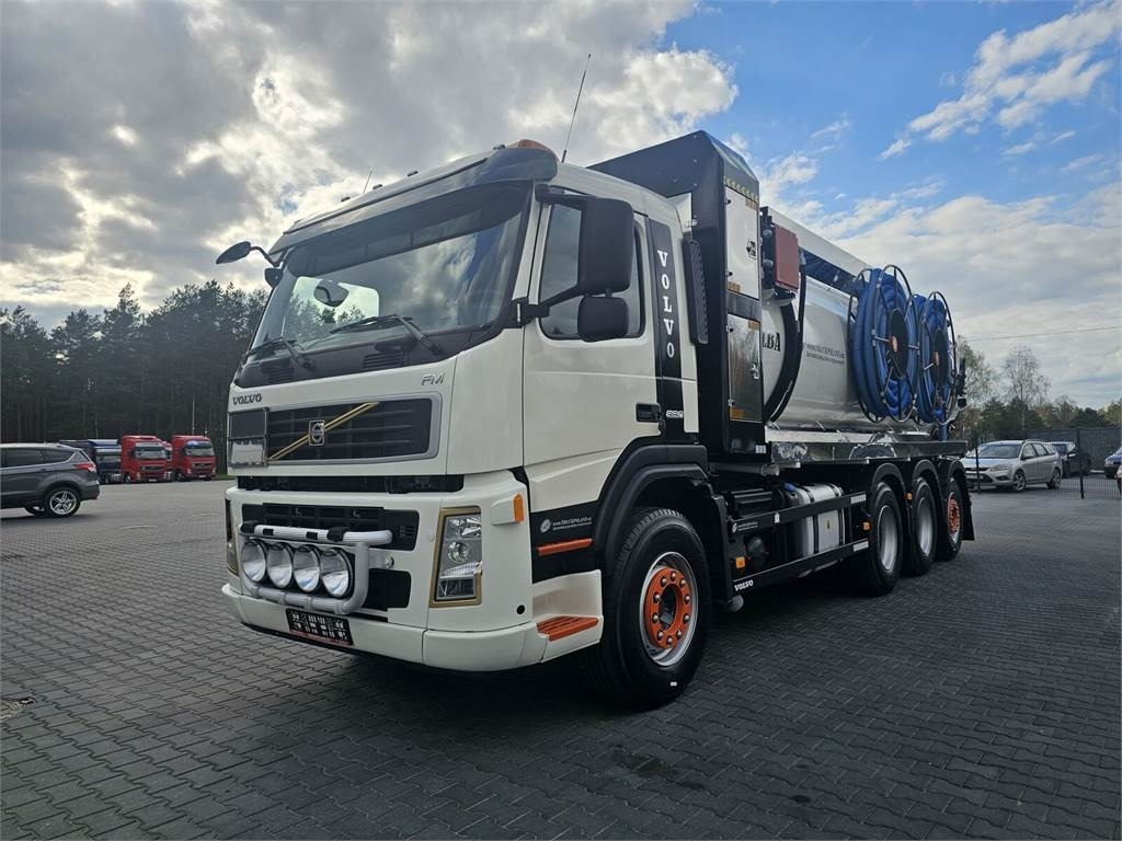 Volvo WUKO ADR ROLBA FOR CLEANING CHANNELS COMBI - فراغ شاحنة: صور 4 Volvo WUKO ADR ROLBA FOR CLEANING CHANNELS COMBI - فراغ شاحنة: صور 4