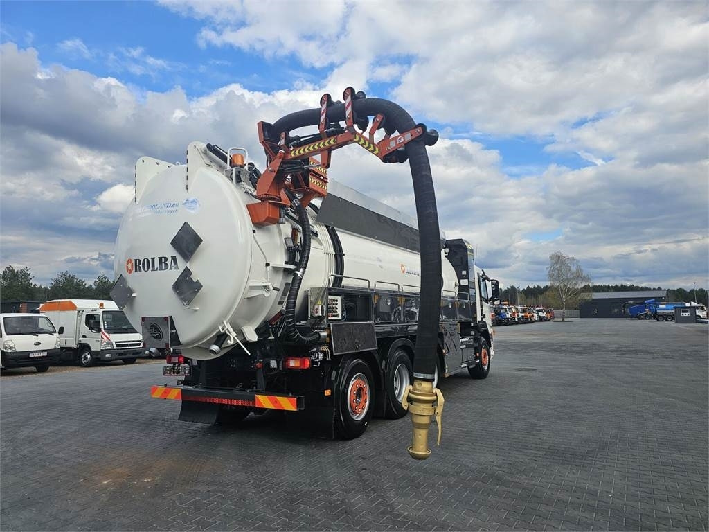 Volvo WUKO ADR ROLBA FOR CLEANING CHANNELS COMBI - سيارة بلدية: صور 2 Volvo WUKO ADR ROLBA FOR CLEANING CHANNELS COMBI - سيارة بلدية: صور 2
