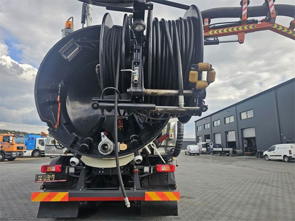 Volvo WUKO ADR ROLBA FOR CLEANING CHANNELS COMBI - سيارة بلدية: صور 5 Volvo WUKO ADR ROLBA FOR CLEANING CHANNELS COMBI - سيارة بلدية: صور 5