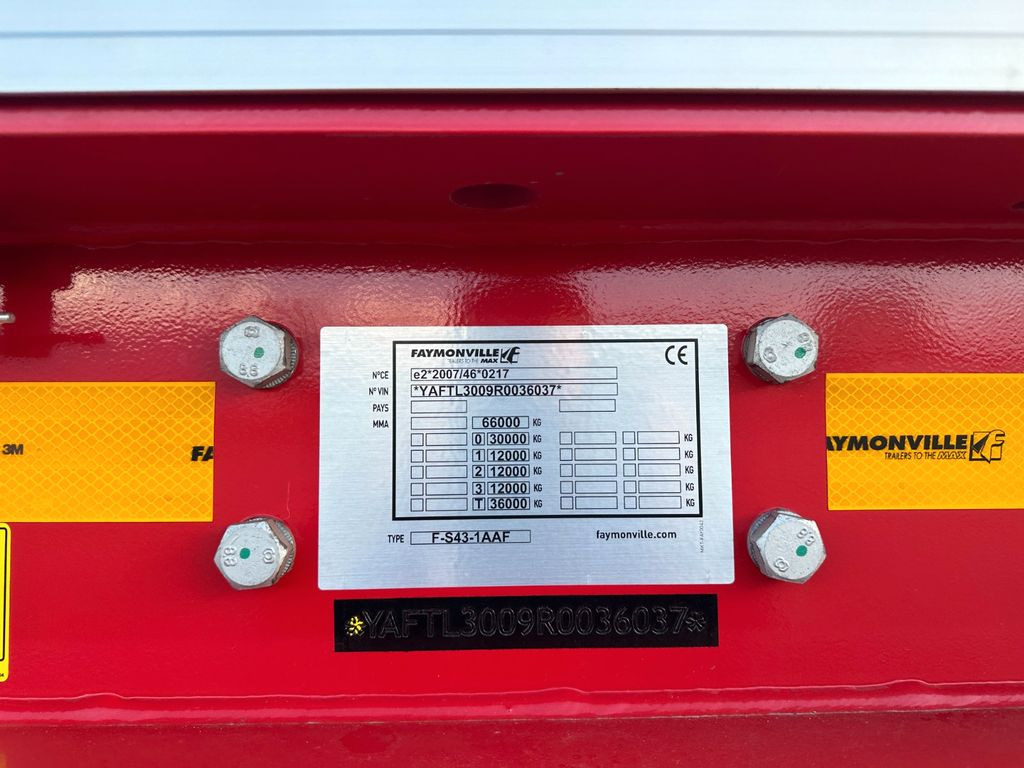 Faymonville 3 achs tieflader / 2 x ausziehbar / 16.300 mm Faymonville 3 achs tieflader / 2 x ausziehbar / 16.300 mm - عربة مسطحة منخفضة نصف مقطورة: صور 5 Faymonville 3 achs tieflader / 2 x ausziehbar / 16.300 mm Faymonville 3 achs tieflader / 2 x ausziehbar / 16.300 mm - عربة مسطحة منخفضة نصف مقطورة: صور 5