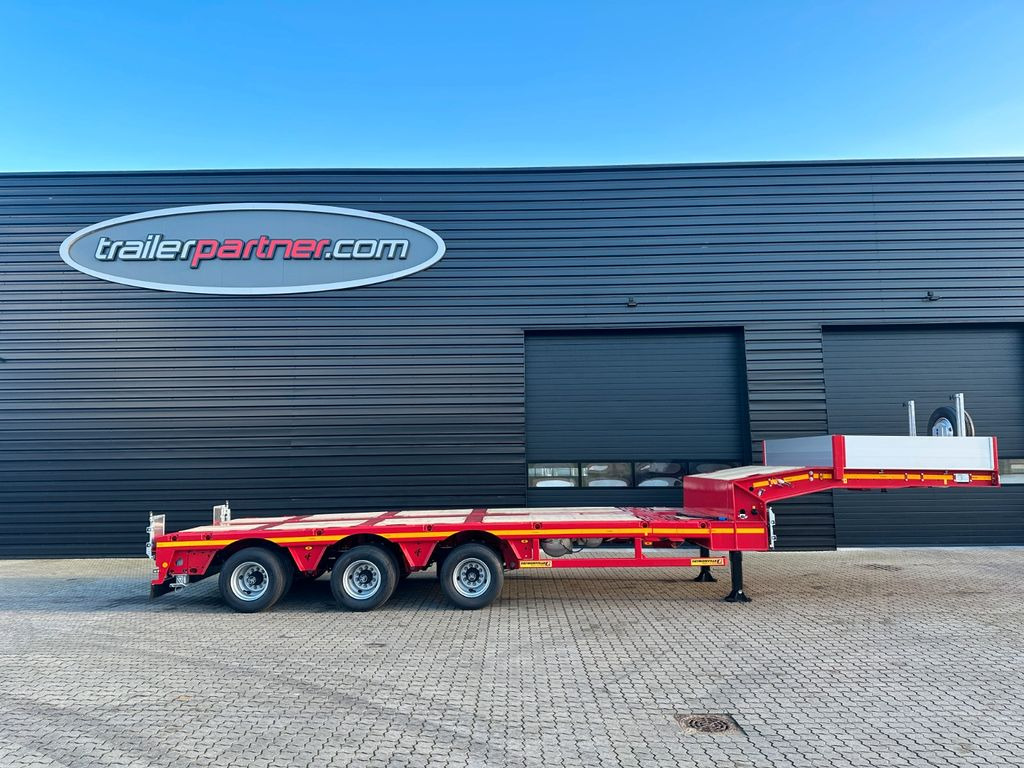 Faymonville 3 achs tieflader / 2 x ausziehbar / 16.300 mm Faymonville 3 achs tieflader / 2 x ausziehbar / 16.300 mm - عربة مسطحة منخفضة نصف مقطورة: صور 2 Faymonville 3 achs tieflader / 2 x ausziehbar / 16.300 mm Faymonville 3 achs tieflader / 2 x ausziehbar / 16.300 mm - عربة مسطحة منخفضة نصف مقطورة: صور 2