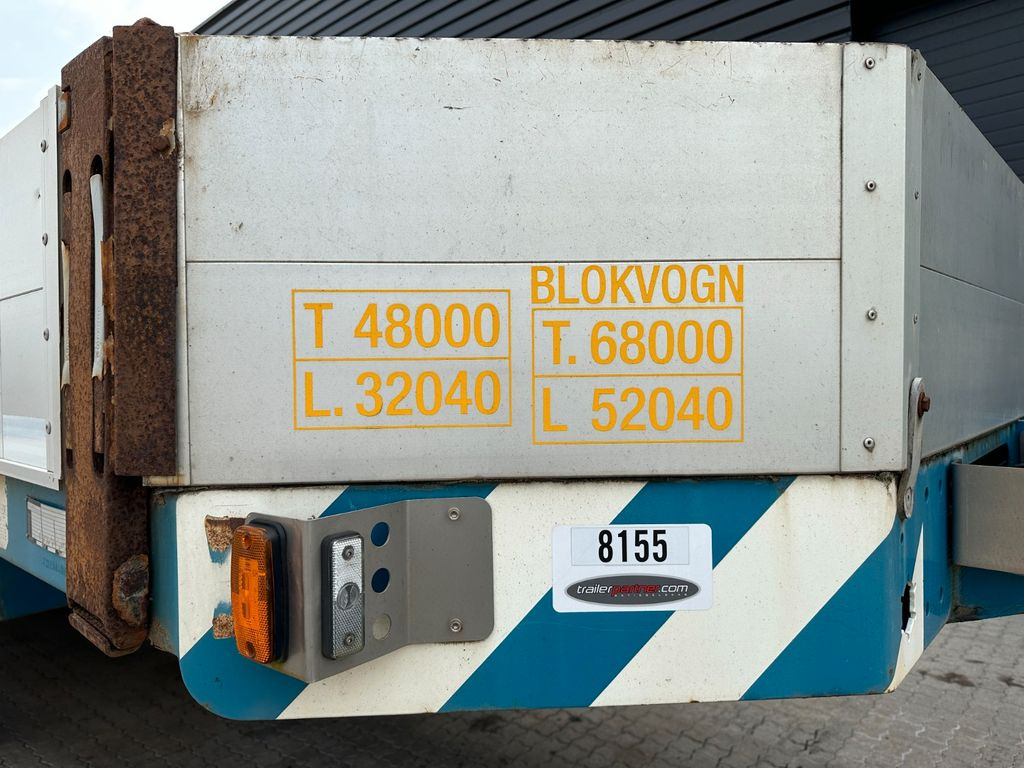 Goldhofer 4 achs tieflader / ausziehbar Goldhofer 4 achs tieflader / ausziehbar - عربة مسطحة منخفضة نصف مقطورة: صور 3 Goldhofer 4 achs tieflader / ausziehbar Goldhofer 4 achs tieflader / ausziehbar - عربة مسطحة منخفضة نصف مقطورة: صور 3
