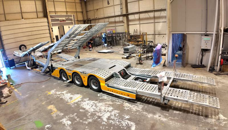 Eroglu 3 Axle Trucks Carriers - شاحنة نقل سيارات نصف مقطورة: صور 1 Eroglu 3 Axle Trucks Carriers - شاحنة نقل سيارات نصف مقطورة: صور 1