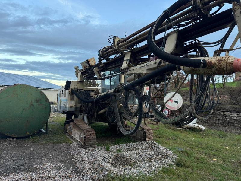 Furukawa HCR900 ED - آلة حفر: صور 3 Furukawa HCR900 ED - آلة حفر: صور 3