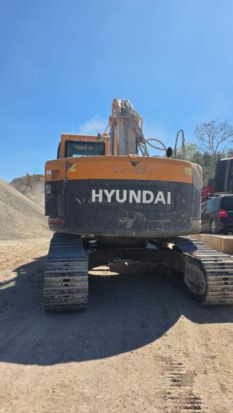 Hyundai Robex 235 LCR-9 - حفارات زحافة: صور 5 Hyundai Robex 235 LCR-9 - حفارات زحافة: صور 5