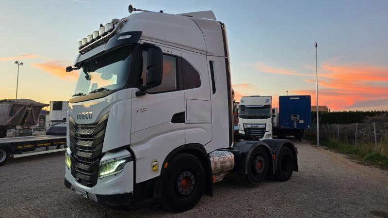 Iveco S-WAY 570 - شاحنة جرار: صور 3 Iveco S-WAY 570 - شاحنة جرار: صور 3