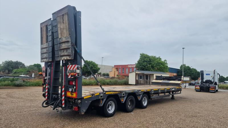 Lider trailer LIDER-3A - عربة مسطحة منخفضة نصف مقطورة: صور 5 Lider trailer LIDER-3A - عربة مسطحة منخفضة نصف مقطورة: صور 5