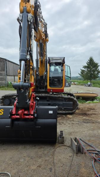 Liebherr R 926 COMPACT - حفارات زحافة: صور 5 Liebherr R 926 COMPACT - حفارات زحافة: صور 5