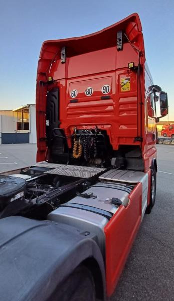 MAN TGX 18.460 XLX - شاحنة جرار: صور 3 MAN TGX 18.460 XLX - شاحنة جرار: صور 3