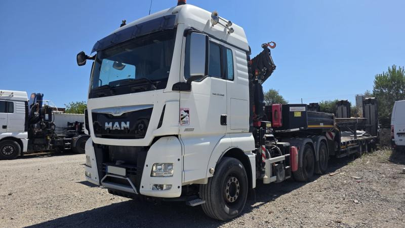MAN TGX 33.560 - شاحنة جرار: صور 1 MAN TGX 33.560 - شاحنة جرار: صور 1