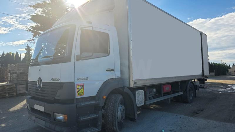 Mercedes Atego 1823 - مبردة شاحنة: صور 5 Mercedes Atego 1823 - مبردة شاحنة: صور 5