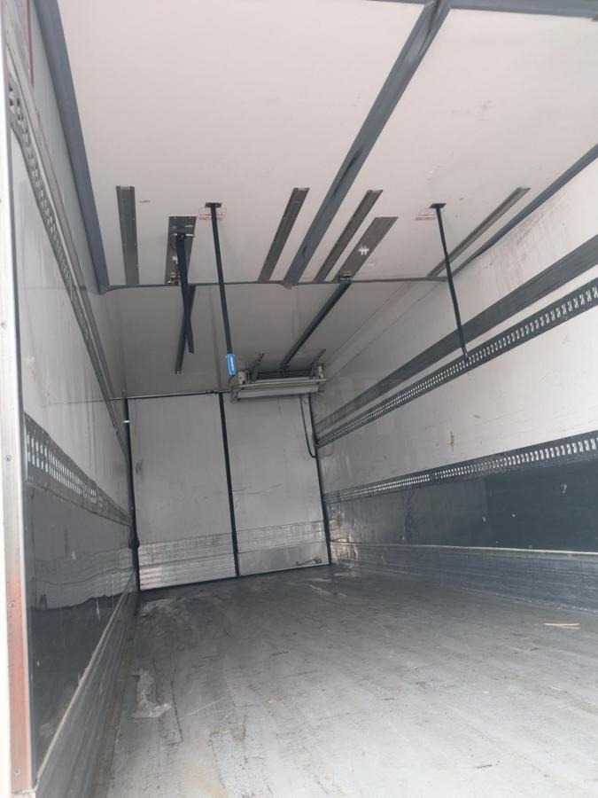 Renault D-Series Wide 320 - مبردة شاحنة: صور 4 Renault D-Series Wide 320 - مبردة شاحنة: صور 4