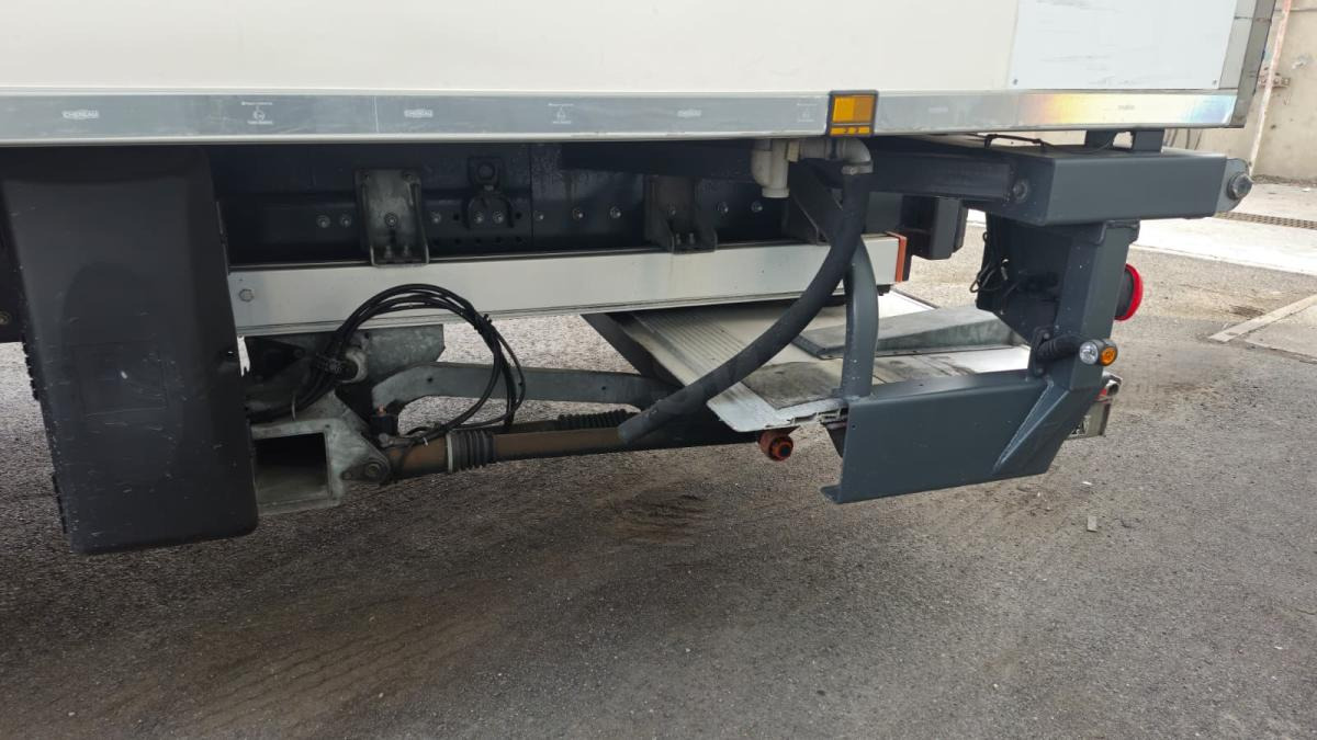 Renault D WIDE - مبردة شاحنة: صور 5 Renault D WIDE - مبردة شاحنة: صور 5