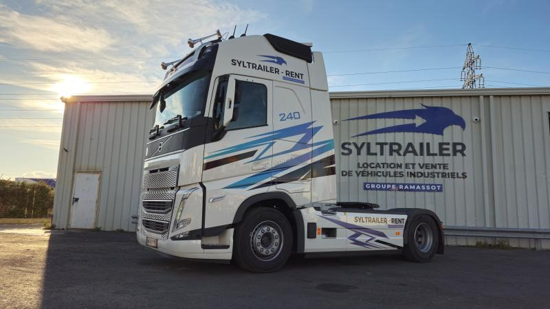 Volvo FH 500 AERO Globetrotter XXL (Location / Rent) - شاحنة جرار: صور 1 Volvo FH 500 AERO Globetrotter XXL (Location / Rent) - شاحنة جرار: صور 1