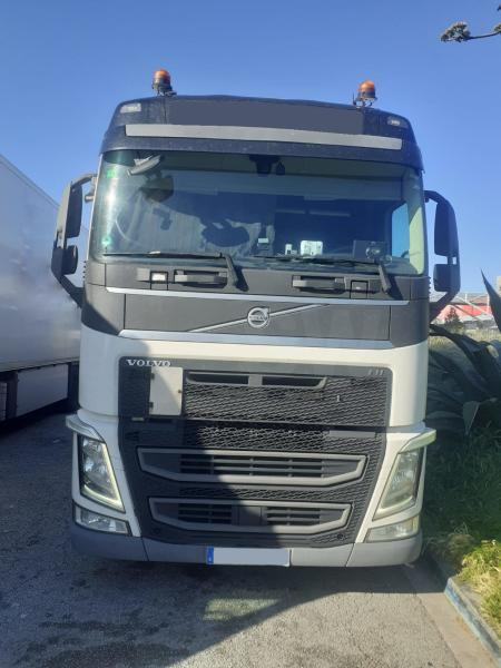 Volvo FH 500 - شاحنة جرار: صور 1 Volvo FH 500 - شاحنة جرار: صور 1
