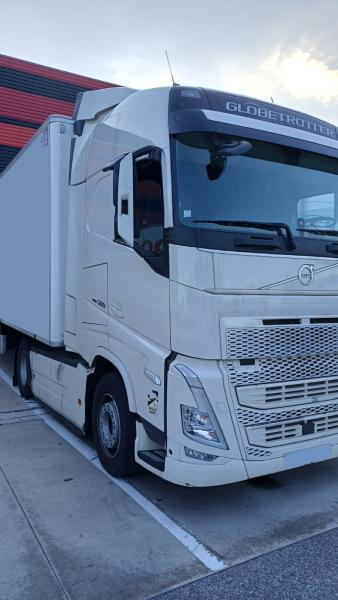 Volvo FH 500 - شاحنة جرار: صور 1 Volvo FH 500 - شاحنة جرار: صور 1