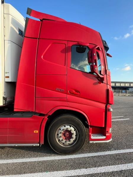 Volvo FH 500 - شاحنة جرار: صور 4 Volvo FH 500 - شاحنة جرار: صور 4