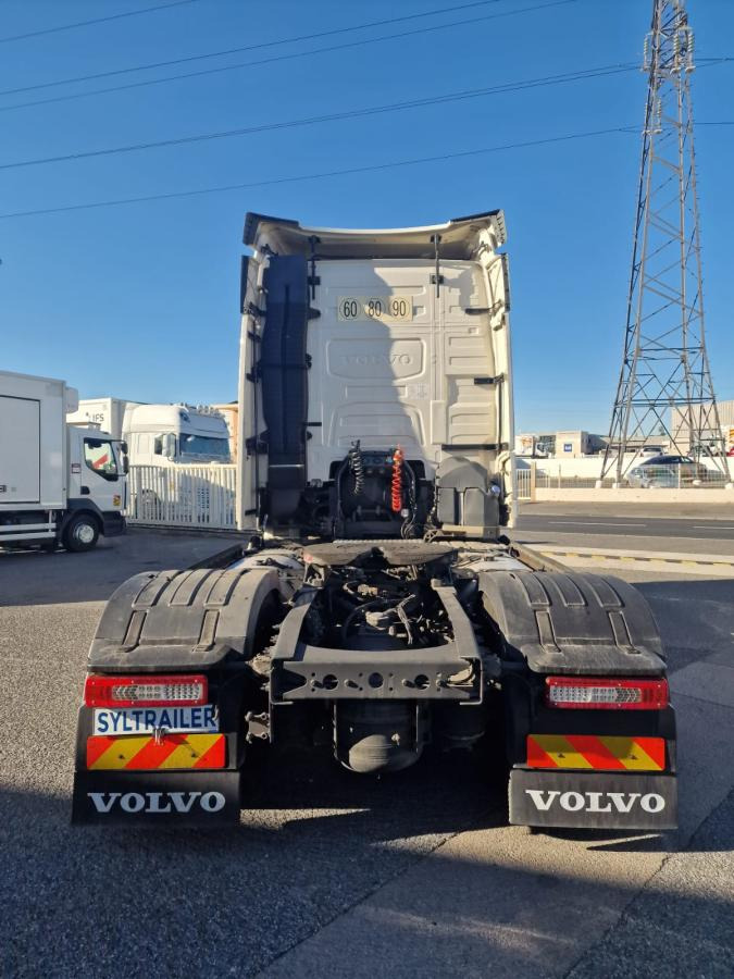 Volvo FH 500 - شاحنة جرار: صور 5 Volvo FH 500 - شاحنة جرار: صور 5