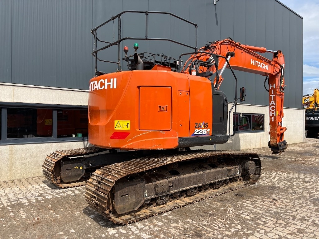 Hitachi ZX 225 US LC-6 - ZX225USLC - ZX 225 USLC - حفارات زحافة: صور 5 Hitachi ZX 225 US LC-6 - ZX225USLC - ZX 225 USLC - حفارات زحافة: صور 5
