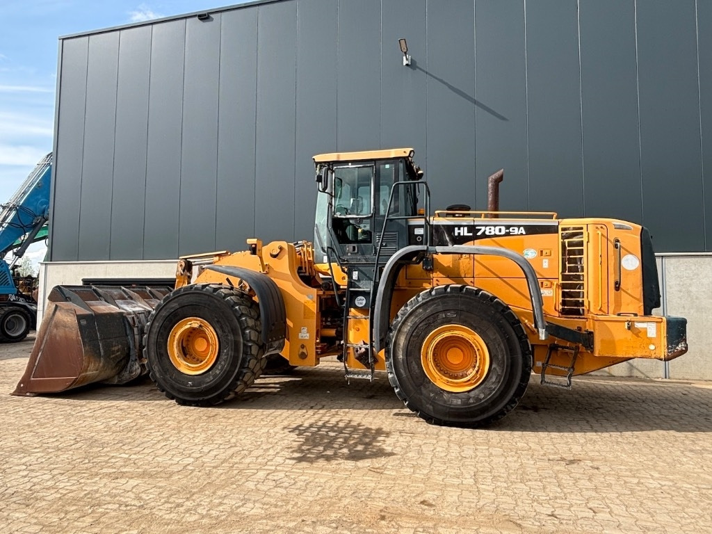 Hyundai HL 780-9 A - HL780 - HL 780 - اللودر بعجل: صور 2 Hyundai HL 780-9 A - HL780 - HL 780 - اللودر بعجل: صور 2