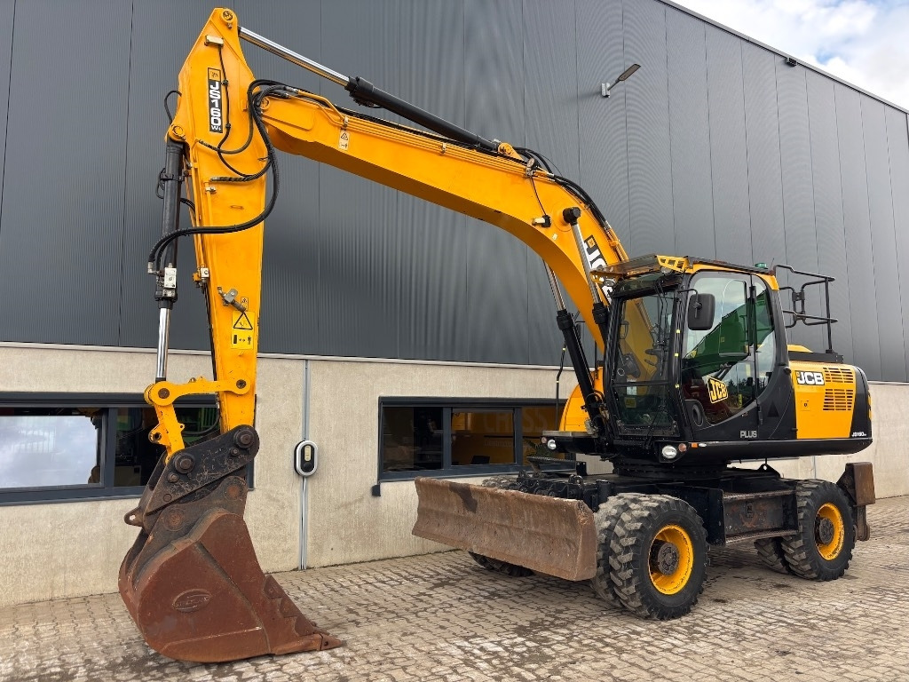 JCB JS 160 W - JS 175 W - JS 145 W - حفارة على عجلات: صور 1 JCB JS 160 W - JS 175 W - JS 145 W - حفارة على عجلات: صور 1