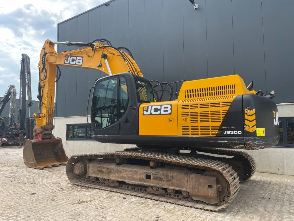 JCB JS300LC -- JS 300 LC - حفارات زحافة: صور 3 JCB JS300LC -- JS 300 LC - حفارات زحافة: صور 3