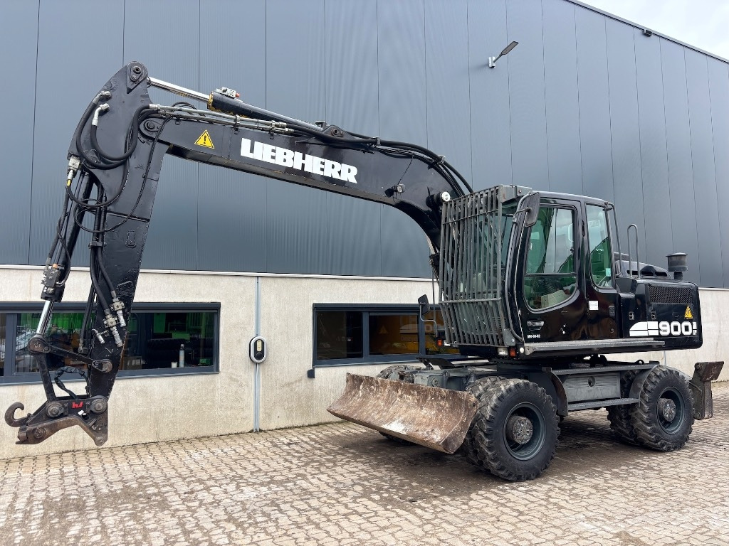 Liebherr A 900 C - A900 - A 904 C  - حفارة على عجلات: صور 1 Liebherr A 900 C - A900 - A 904 C  - حفارة على عجلات: صور 1