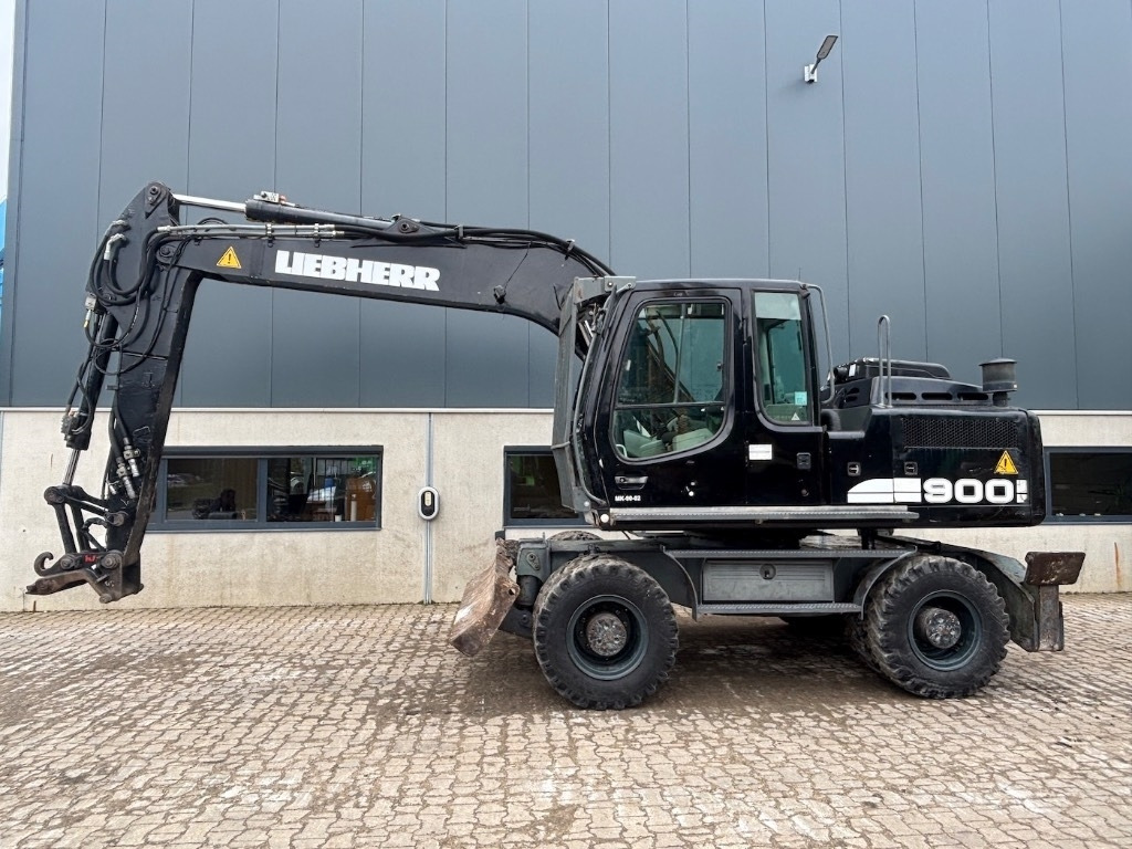 Liebherr A 900 C - A900 - A 904 C  - حفارة على عجلات: صور 2 Liebherr A 900 C - A900 - A 904 C  - حفارة على عجلات: صور 2