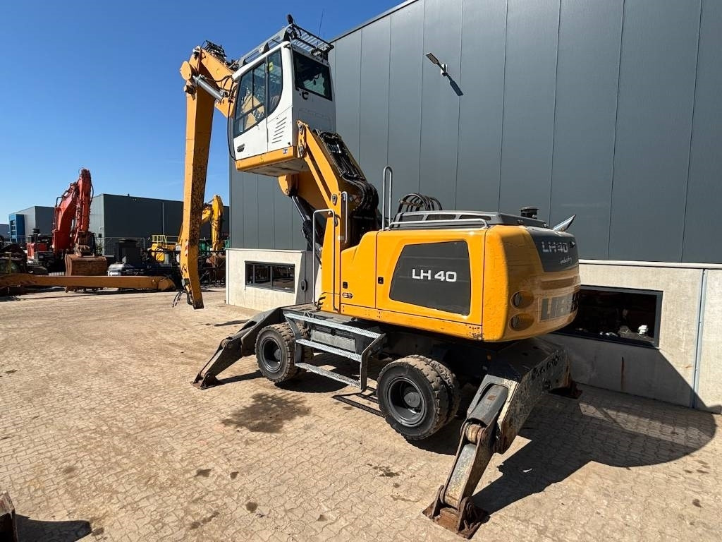 Liebherr LH 40 -- LH40 -- 20kw mozelt generator - حفارة النقل والشحن: صور 2 Liebherr LH 40 -- LH40 -- 20kw mozelt generator - حفارة النقل والشحن: صور 2