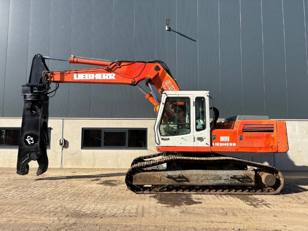 Liebherr R 922 HD S L with LaBounty Shear - حفارات زحافة: صور 2 Liebherr R 922 HD S L with LaBounty Shear - حفارات زحافة: صور 2