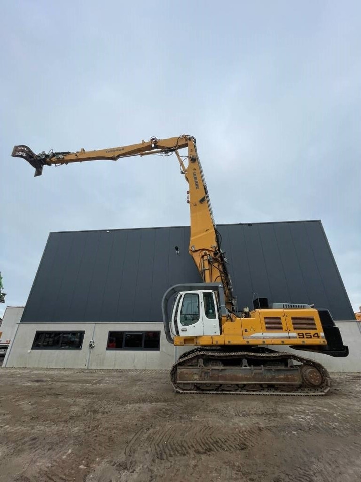 Liebherr R 954 C HDV -- 28 mtr -- High Reach Demolition - هدم: صور 3 Liebherr R 954 C HDV -- 28 mtr -- High Reach Demolition - هدم: صور 3